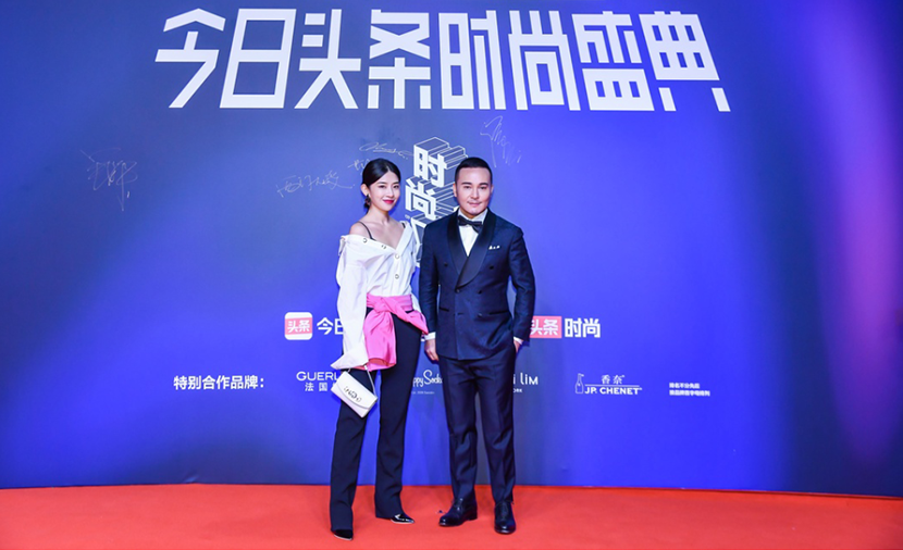 2019今日(ri)頭條時尚盛(sheng)典來襲，毛戈平美妝收獲雙獎